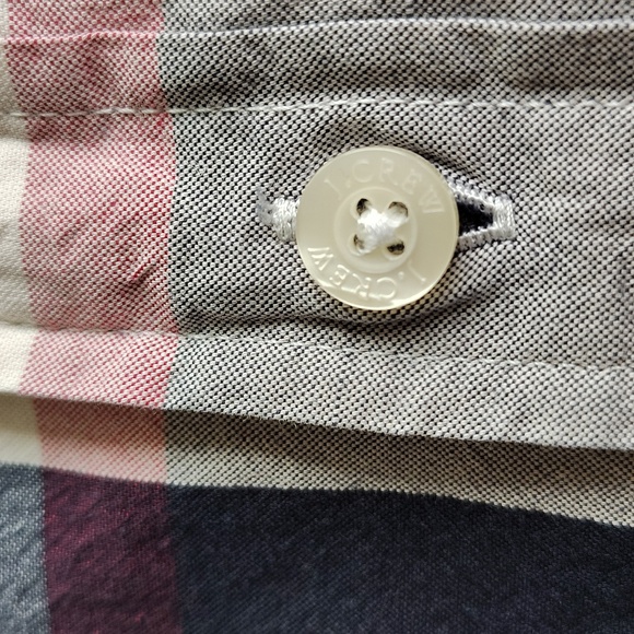 ⭐ J Crew Sunwashed Oxford Button Up Shirt. Long Sleeves. Plaid. XS - Picture 11 of 11